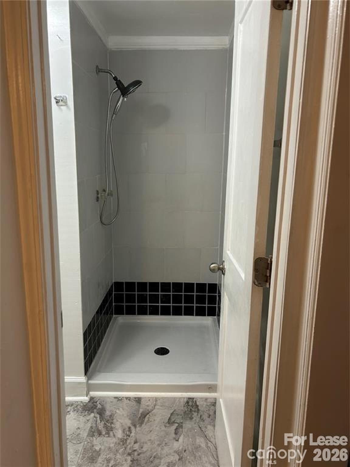 1222 Log Cabin Road Charlotte, NC 28213 - Photo 5 of 10