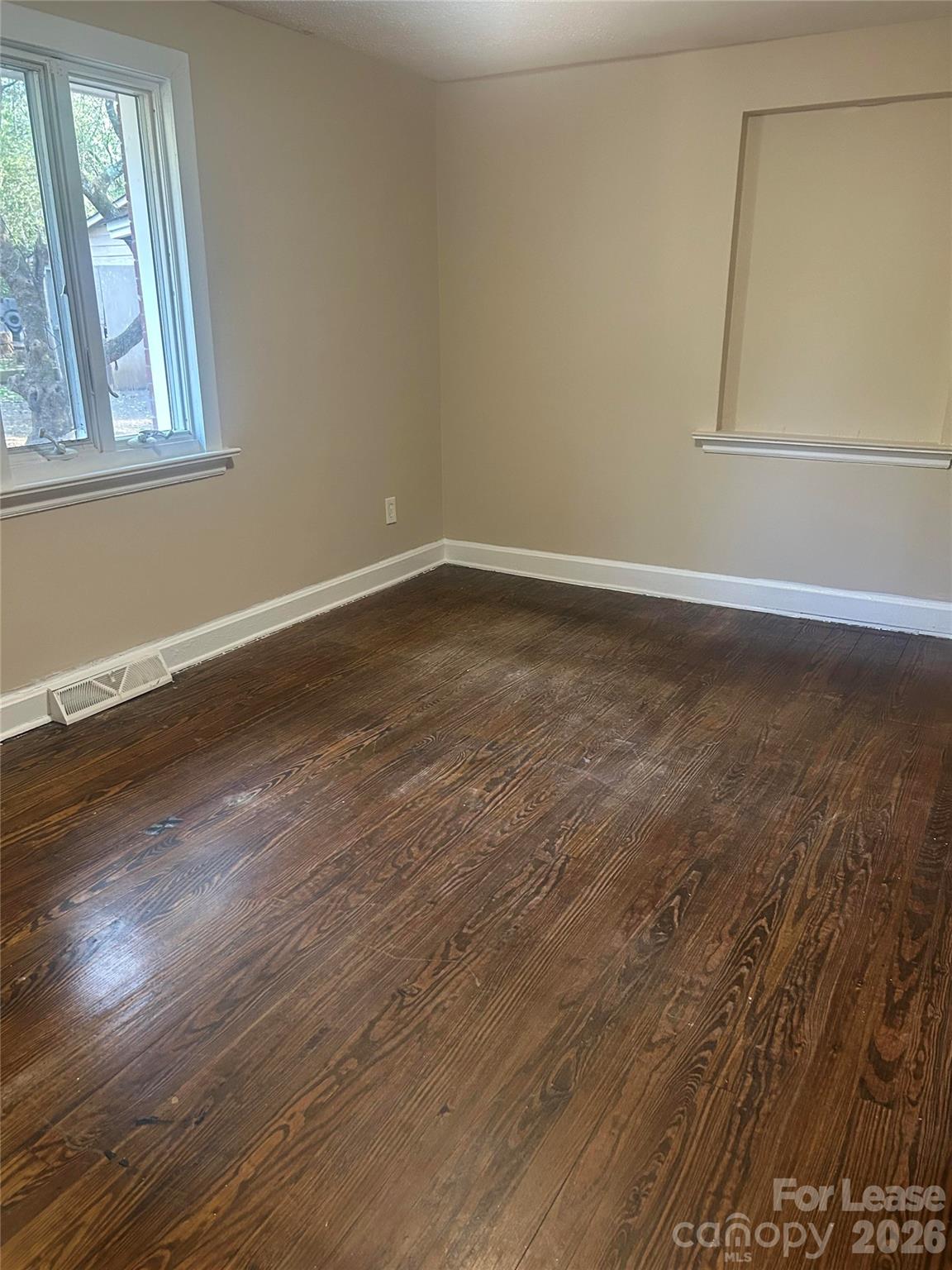 1222 Log Cabin Road Charlotte, NC 28213 - Photo 8 of 10