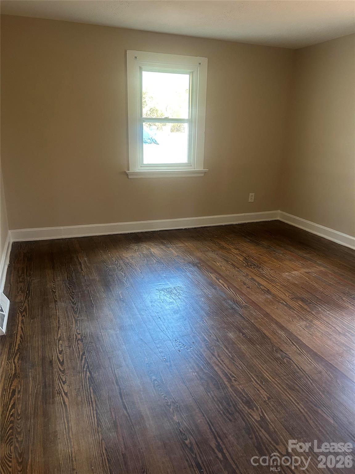 1222 Log Cabin Road Charlotte, NC 28213 - Photo 9 of 10