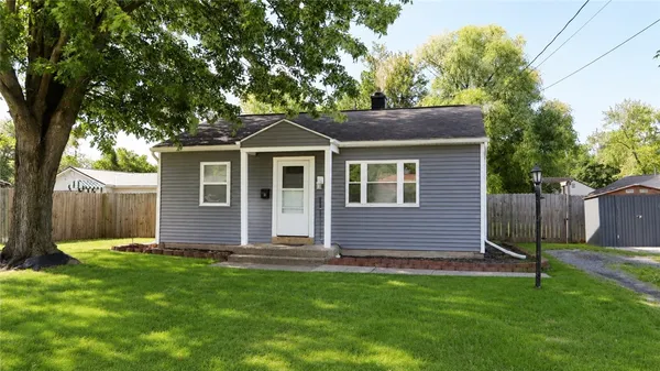 $137,900 | 14 Seneca Manor Drive, Seneca Falls, NY 13148