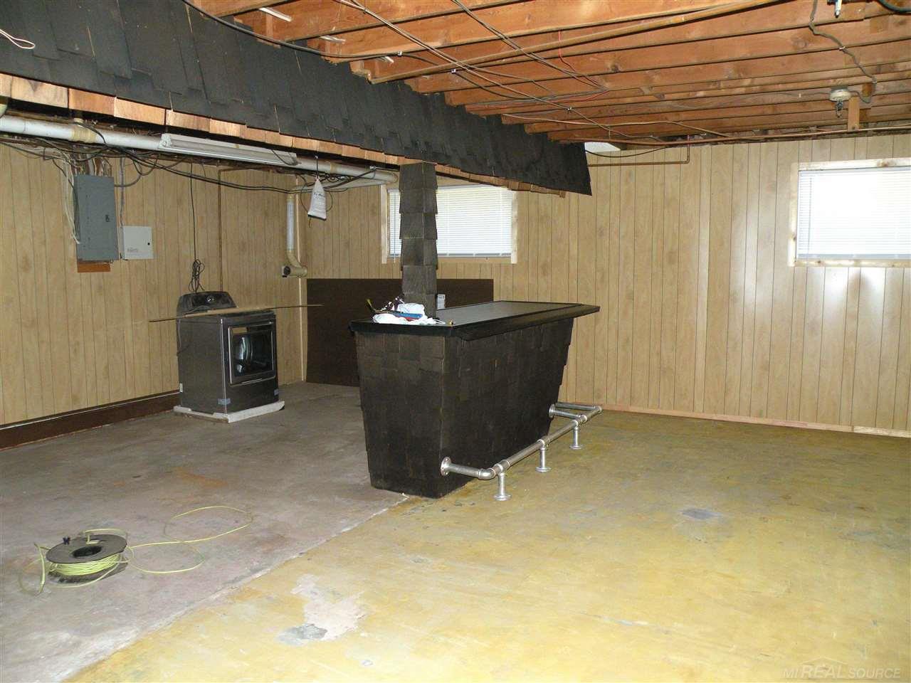 1040 Galbraith Line Road Yale, MI 48097 - Photo 19 of 32 50042128-18.JPG