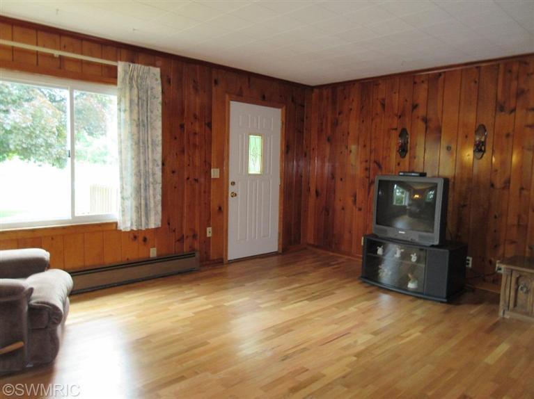 7092 Marsh Road Plainwell, MI 49080 - Photo 5 of 22 Additional Photo