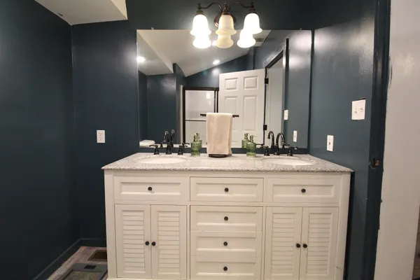 $1,600 | 6171 Collins Street Northeast, Covington, GA 30014