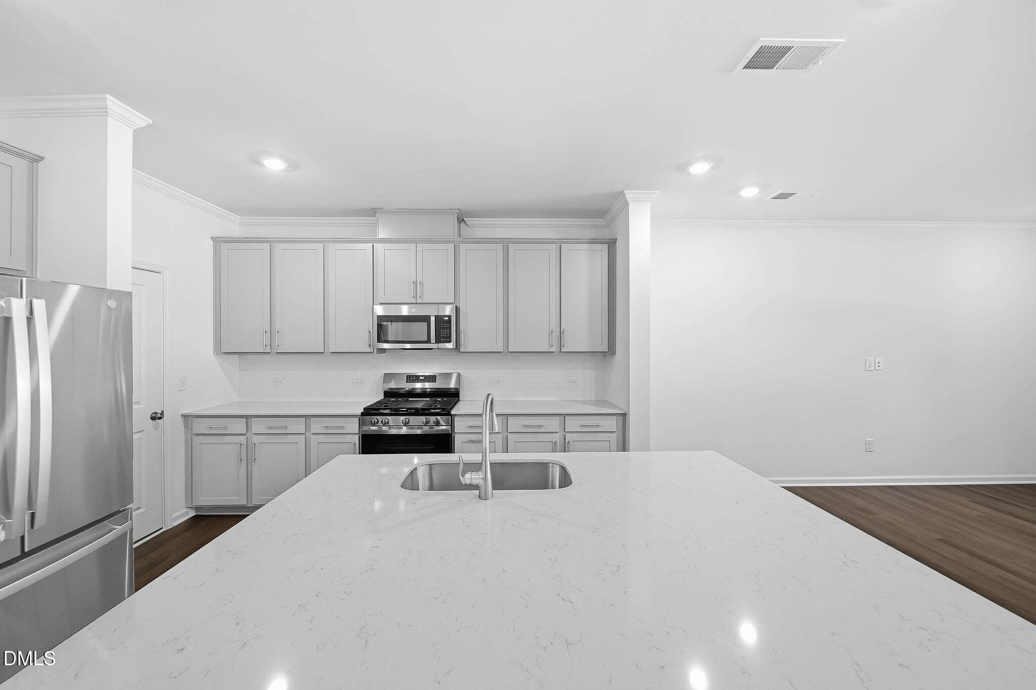 214 Tree Moss Court Rolesville, NC 27571 - Photo 8 of 30 SUN_ParkerRidge_Pic_CarsonII-10