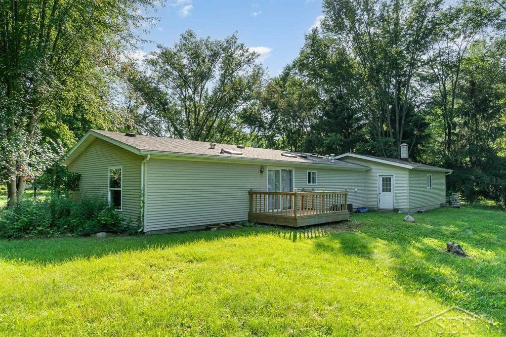 939 South Dearing Road Midland, MI 48640 - Photo 25 of 27 50150566-a555beef-bb11-4f70-baca-20934a8d13c5.JPG
