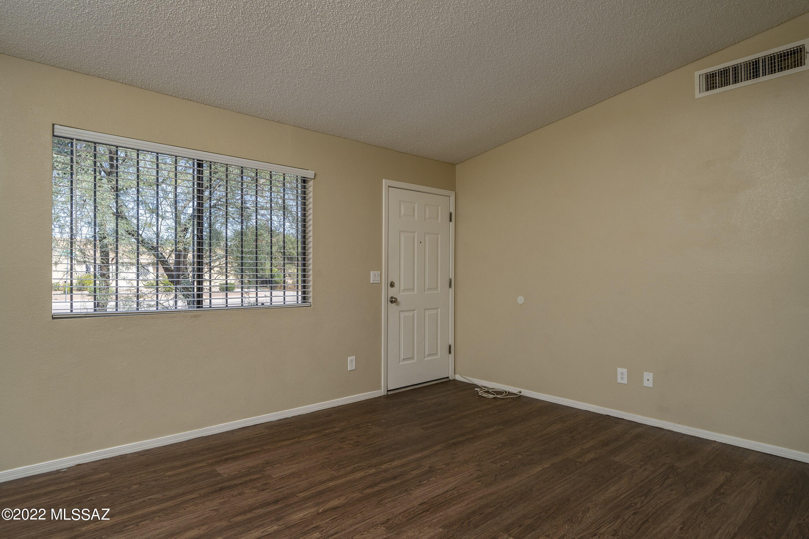 1873 West Ransom Oaks Drive Tucson, AZ 85746 - Photo 3 of 19