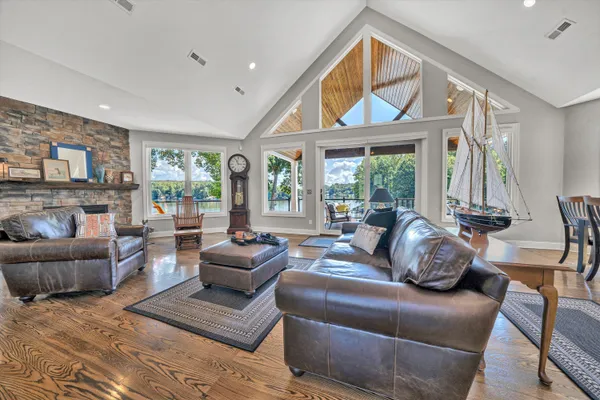 $2,495,000 | 152 Windward Pointe Drive, Moneta, VA 24121