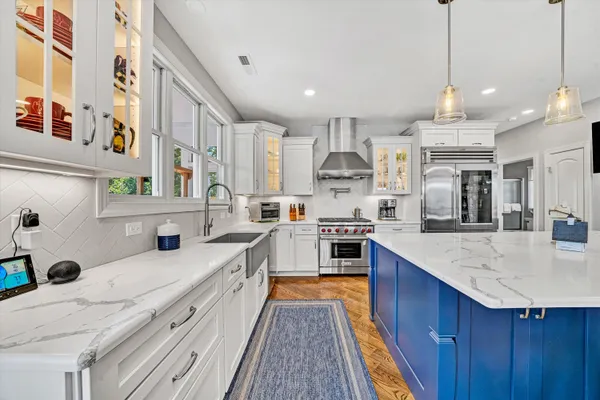 $2,495,000 | 152 Windward Pointe Drive, Moneta, VA 24121