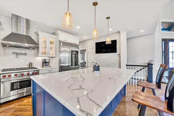 $2,495,000 | 152 Windward Pointe Drive, Moneta, VA 24121