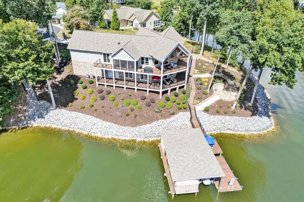 $2,495,000 | 152 Windward Pointe Drive, Moneta, VA 24121