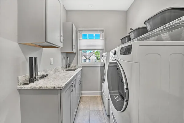 $2,495,000 | 152 Windward Pointe Drive, Moneta, VA 24121