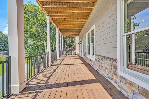 $2,495,000 | 152 Windward Pointe Drive, Moneta, VA 24121