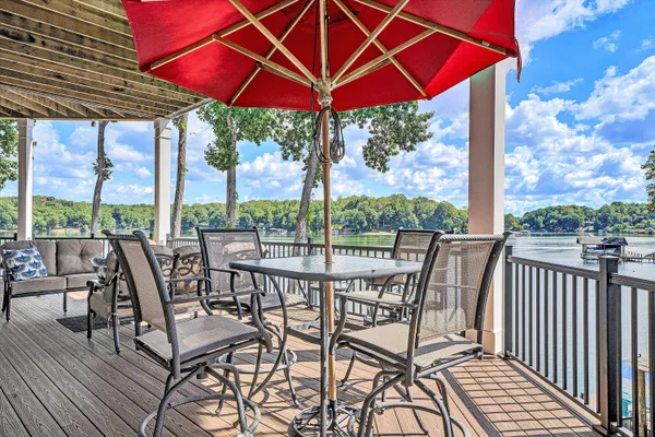 $2,495,000 | 152 Windward Pointe Drive, Moneta, VA 24121