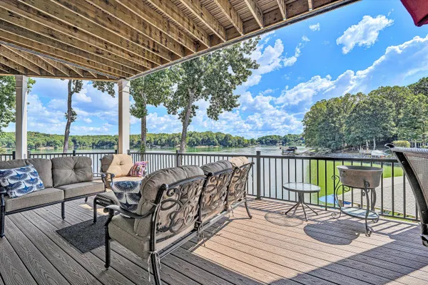 $2,495,000 | 152 Windward Pointe Drive, Moneta, VA 24121