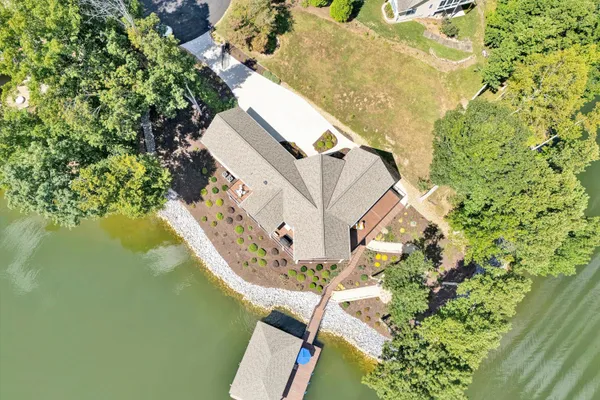 $2,495,000 | 152 Windward Pointe Drive, Moneta, VA 24121