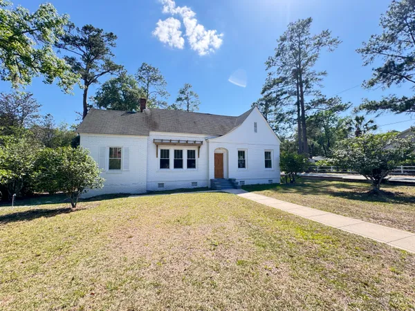 $463,920 | 800 Hampton Street, Walterboro, SC 29488