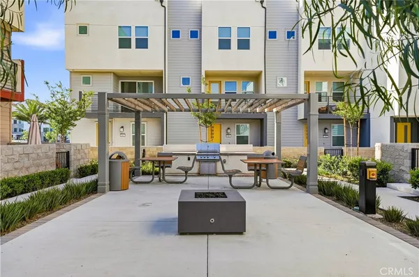 $4,000 | 1637 West Lincoln Avenue, Unit 103, Anaheim, CA 92801