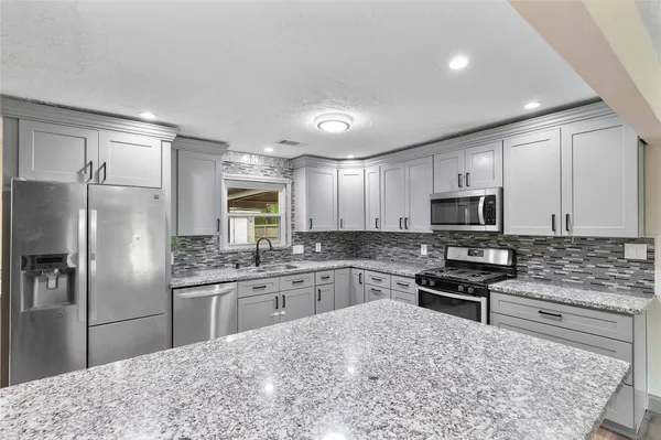 $350,000 | 27407 Afton Way, Huffman, TX 77336