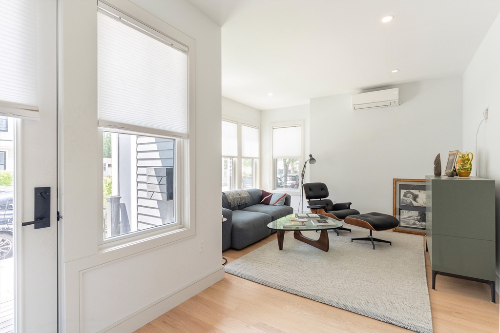 9 Jackson Street, Unit 9 Cambridge, MA 02140 - Photo 4 of 33