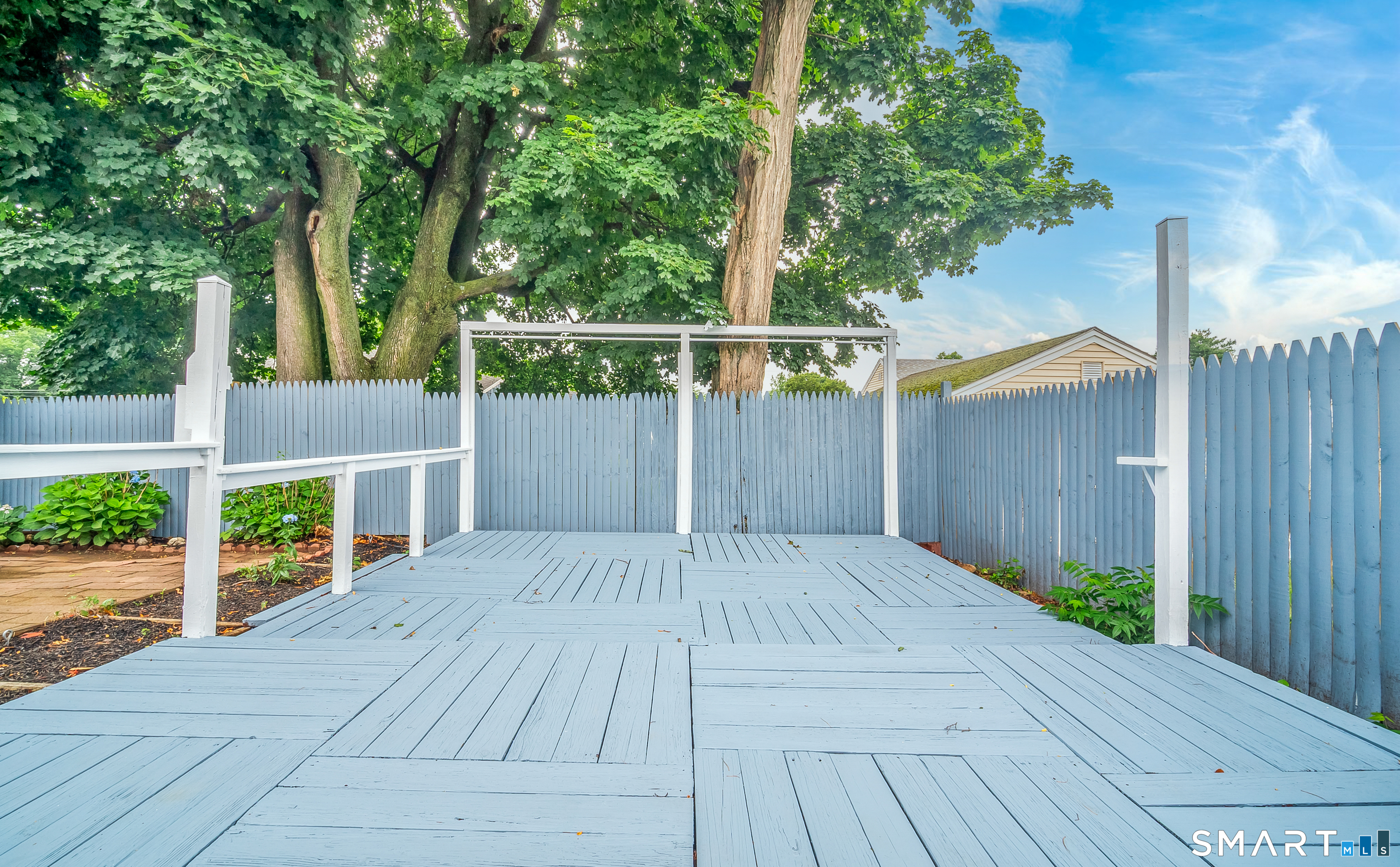 476 Ruth Street Bridgeport, CT 06606 - Photo 33 of 38