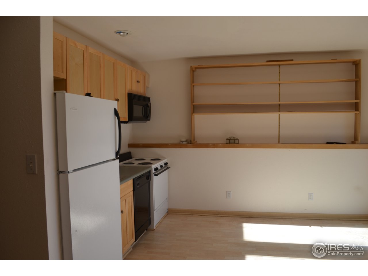 250 South Peak Road Boulder, CO 80302 - Photo 24 of 31 Lower level in law suite