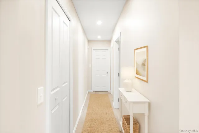 $399,999 | 400 Maryland Avenue, Unit 1D | Rosebank