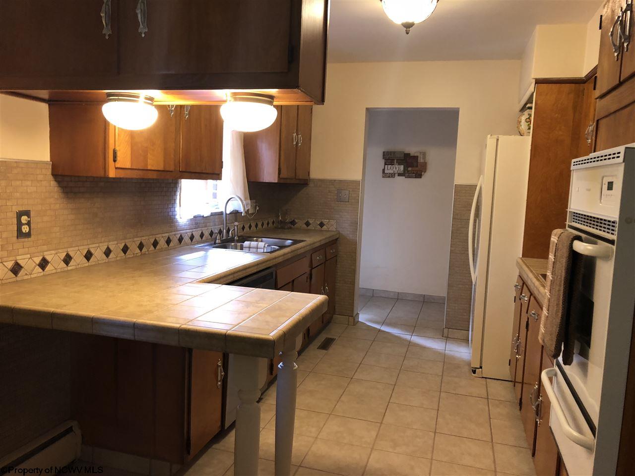 1119 Bell Run Road Fairmont, WV 26554 - Photo 6 of 15 Gallery Image 6