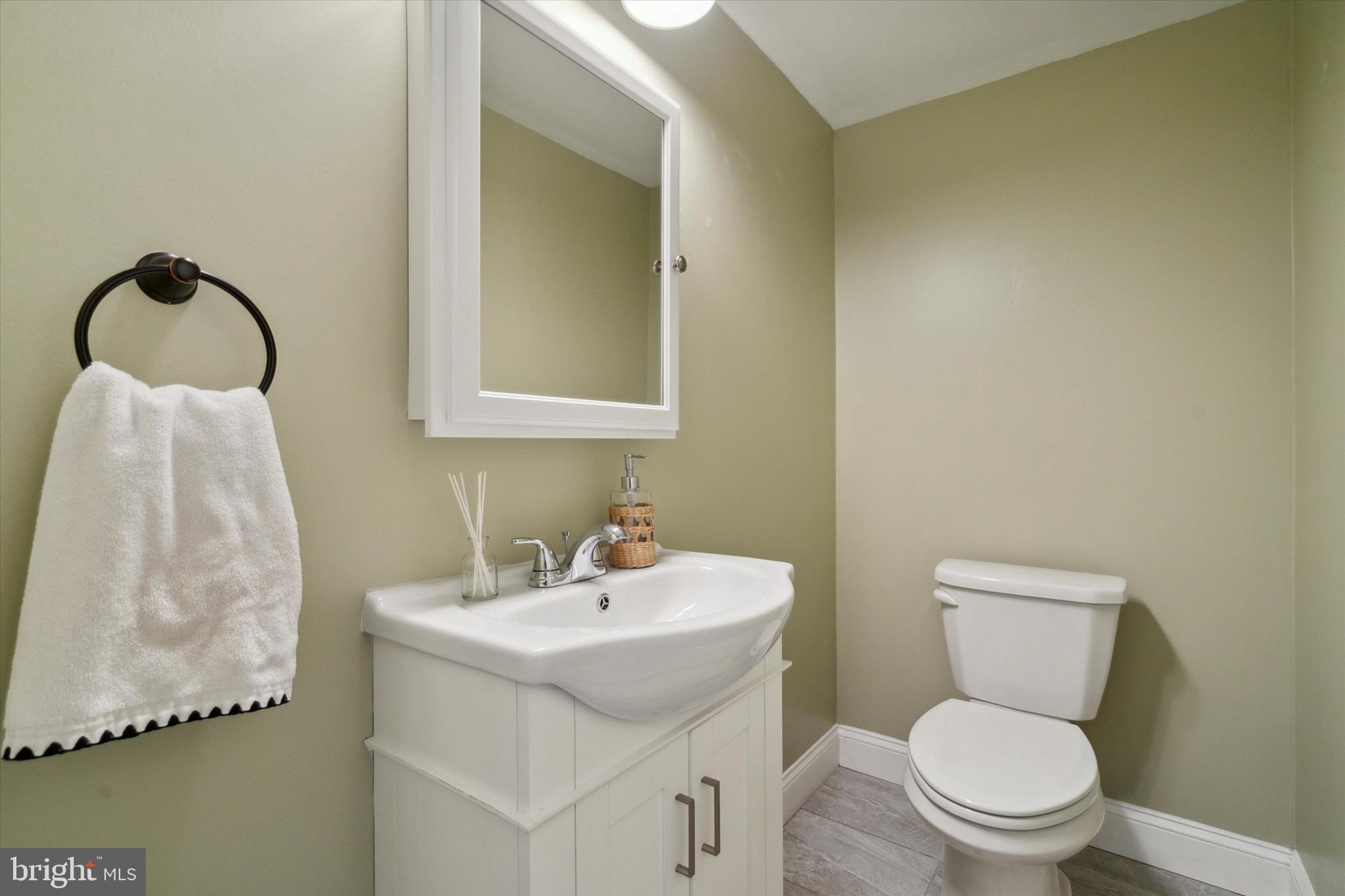 905 Abington Road Cherry Hill, NJ 08034 - Photo 7 of 26