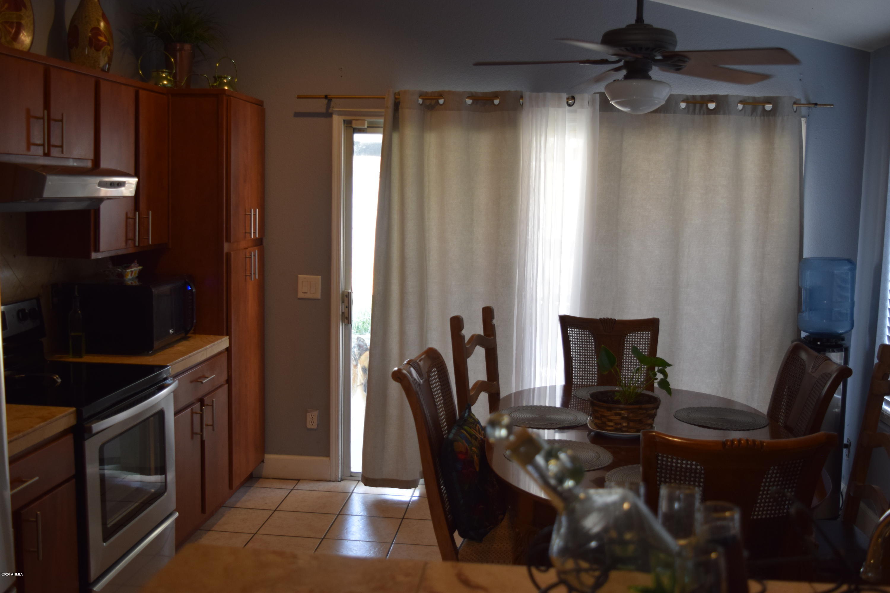 8742 West Granada Road Phoenix, AZ 85037 - Photo 3 of 8 DSC_0234