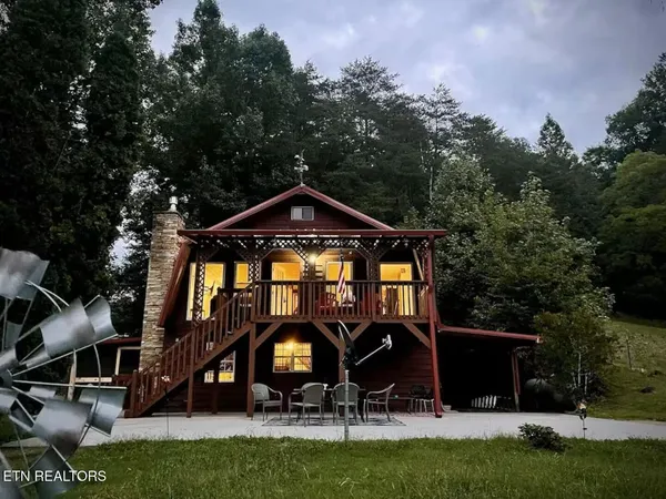 $599,900 | 676 Rocky Flats Road, Cosby, TN 37722