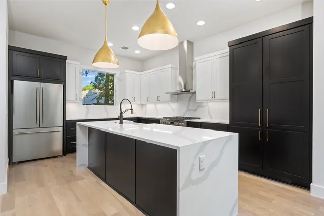 $8,000 | 407 El Paso Street, Austin, TX 78704