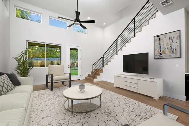 $8,000 | 407 El Paso Street, Austin, TX 78704