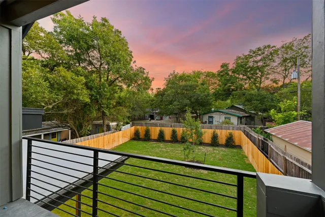 $8,000 | 407 El Paso Street, Austin, TX 78704