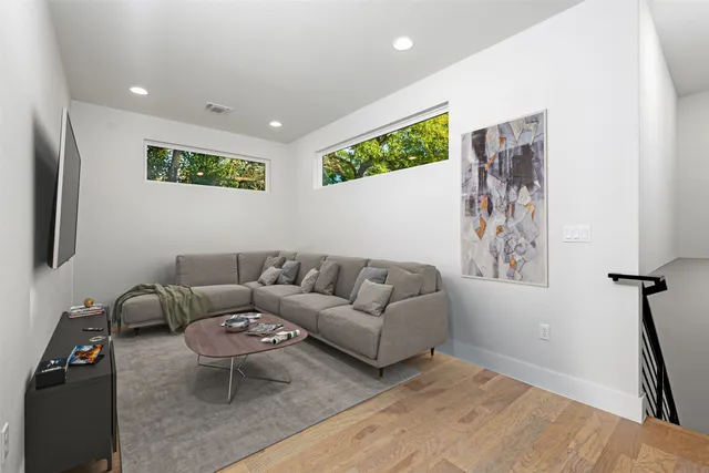 $8,000 | 407 El Paso Street, Austin, TX 78704