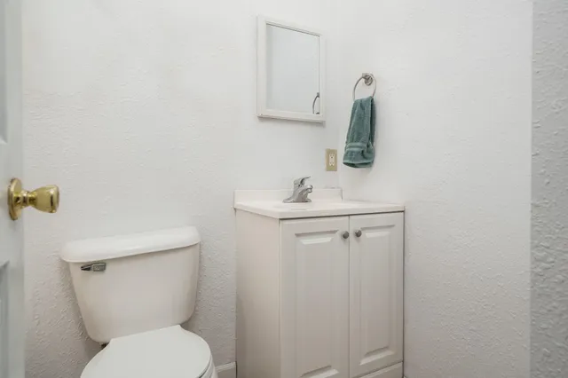 $189,900 | 2009 Winters Drive, Loves Park, IL 61111