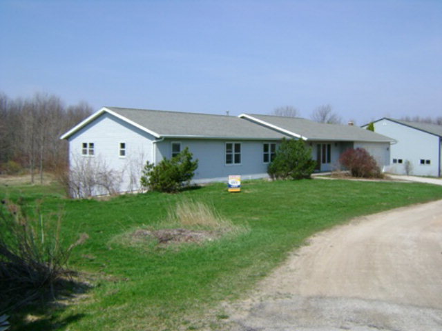 10214 Dead End Road Brussels, WI 54204 - Photo 1 of 1 Main View
