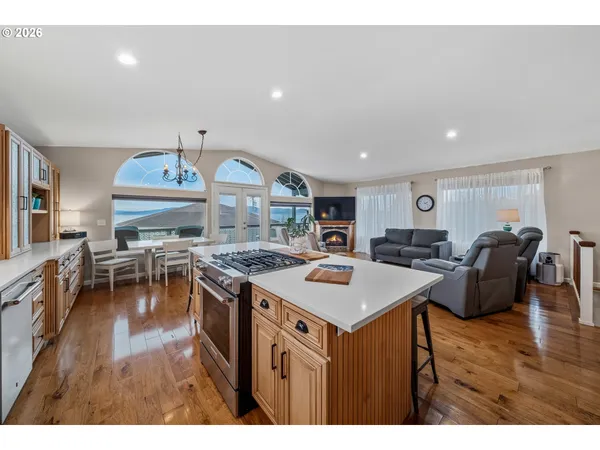 $625,000 | 1213 Acacia Avenue, Garibaldi, OR 97118