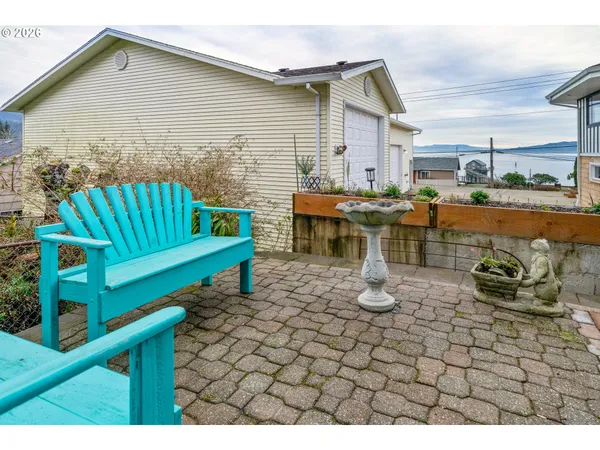 $625,000 | 1213 Acacia Avenue, Garibaldi, OR 97118