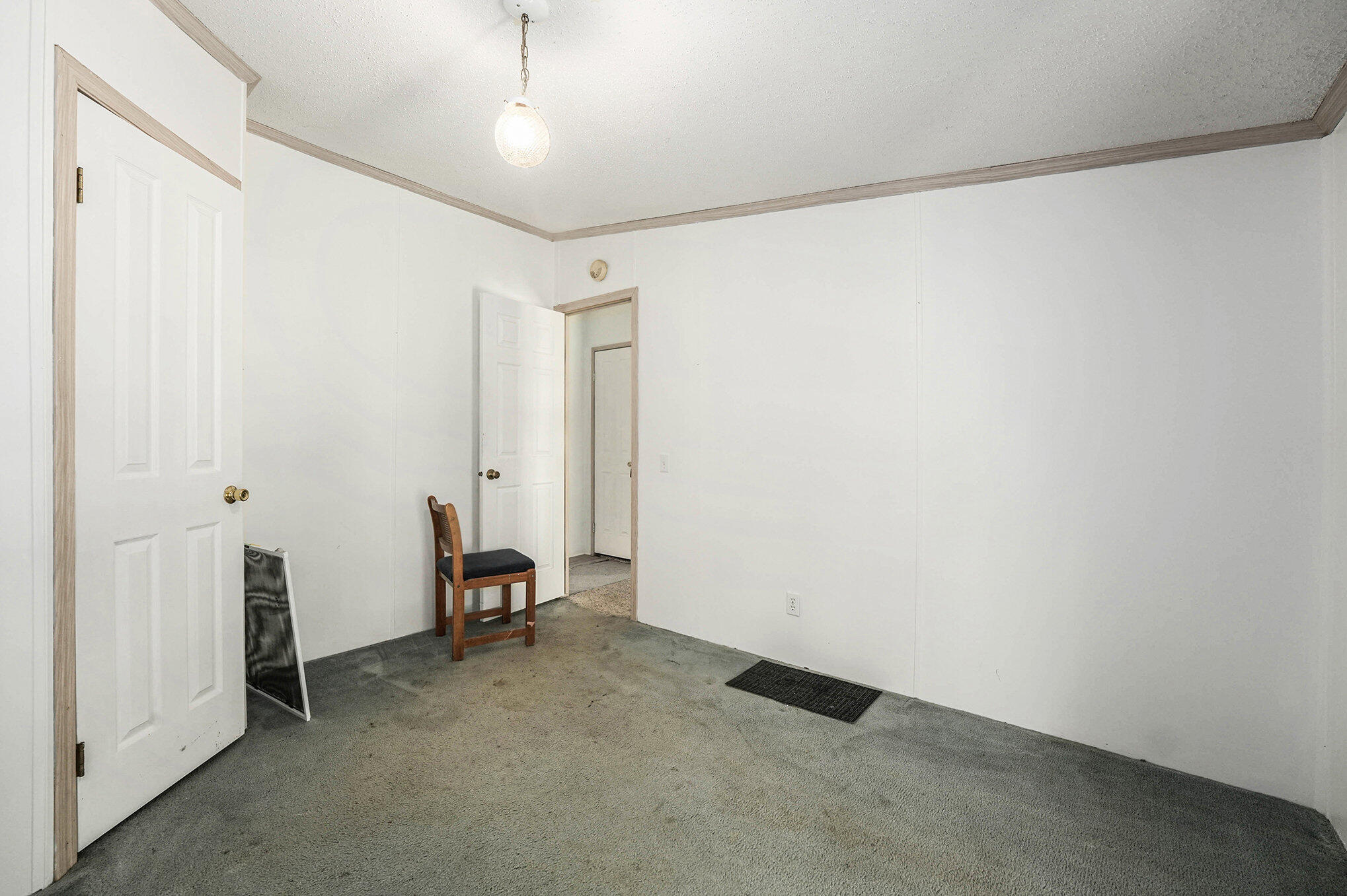11145 West County Line Road Carson City, MI 48811 - Photo 14 of 26 014_photo_jul_01_2025_10_03_47_am_193