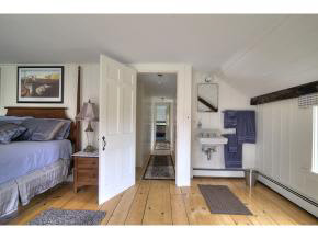 111 South Hill Road New Boston, NH 03070 - Photo 17 of 34
