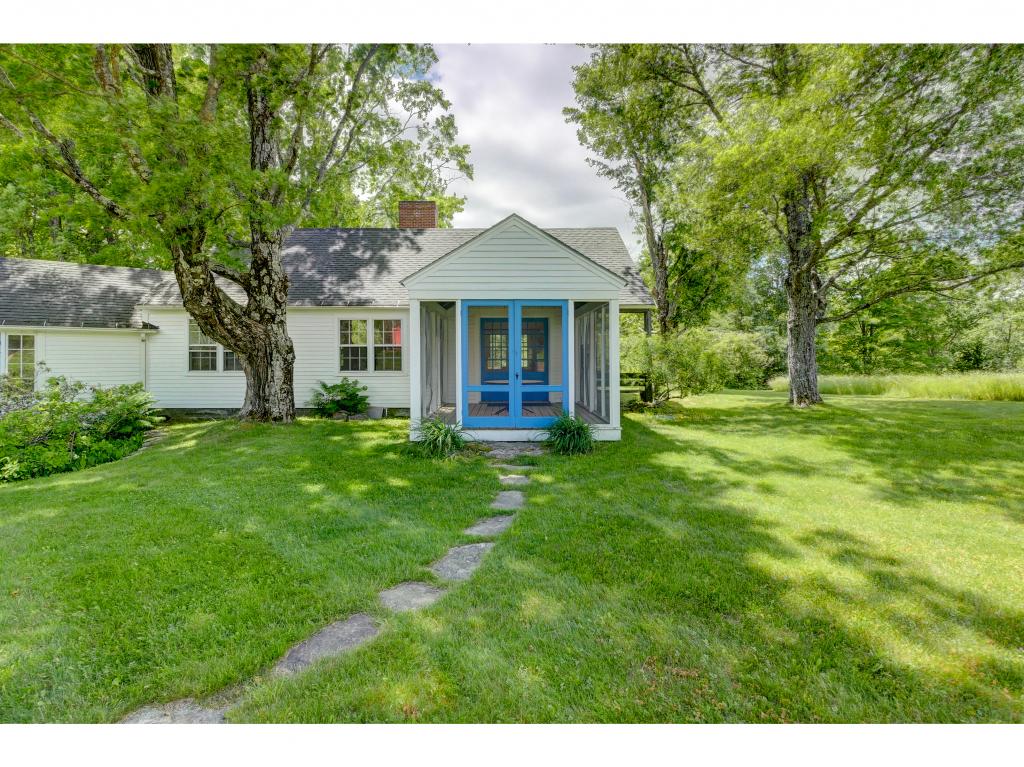 111 South Hill Road New Boston, NH 03070 - Photo 4 of 34