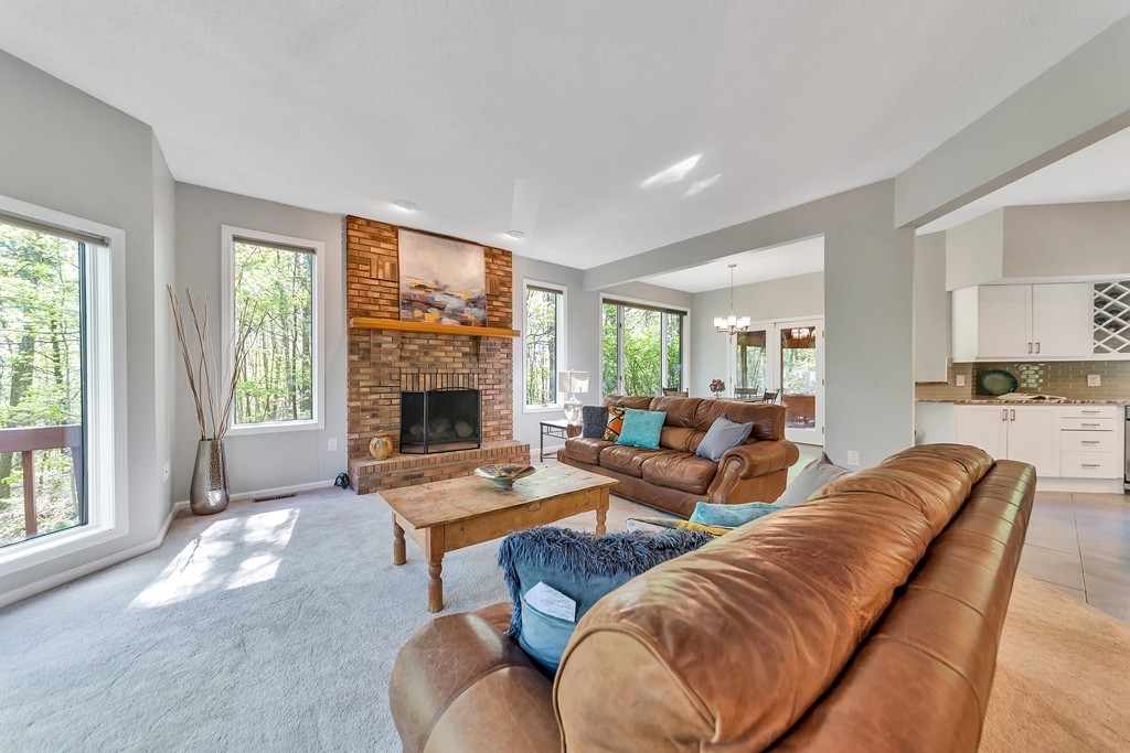 173 Southampton Road Holyoke, MA 01040 - Photo 12 of 30