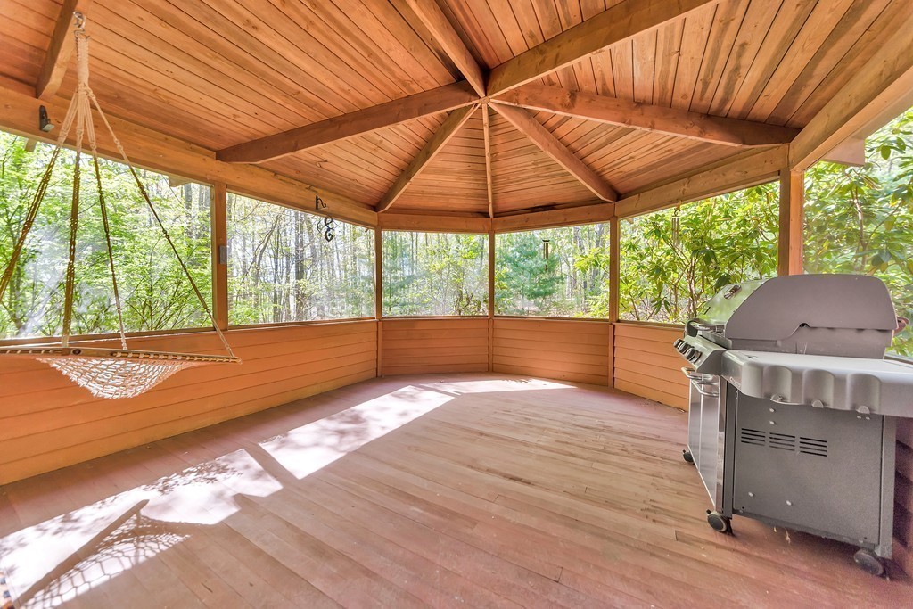 173 Southampton Road Holyoke, MA 01040 - Photo 14 of 30