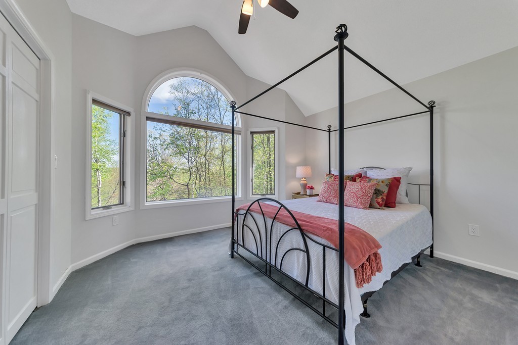 173 Southampton Road Holyoke, MA 01040 - Photo 19 of 30