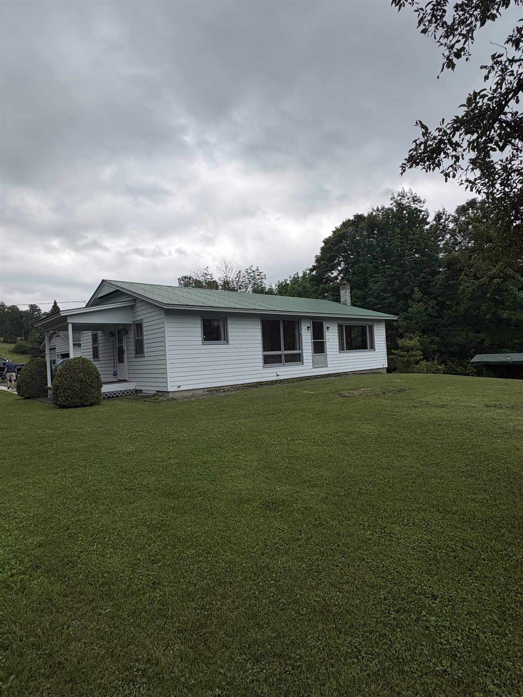 492 Cameron Road Plainfield, VT 05667 - Photo 2 of 40
