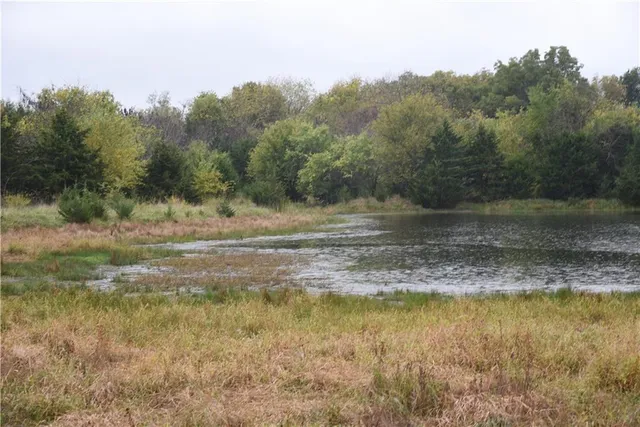 $900,000 | Quail Rd Road, Mound City, KS 66056