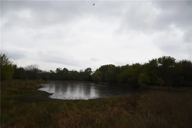 $900,000 | Quail Rd Road, Mound City, KS 66056