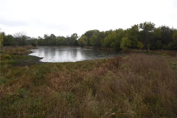 $900,000 | Quail Rd Road, Mound City, KS 66056