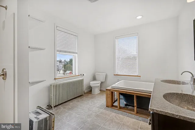 $200,000 | 126 East Market Street, Gratz, PA 17030