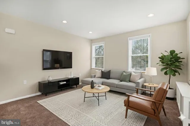 $200,000 | 126 East Market Street, Gratz, PA 17030